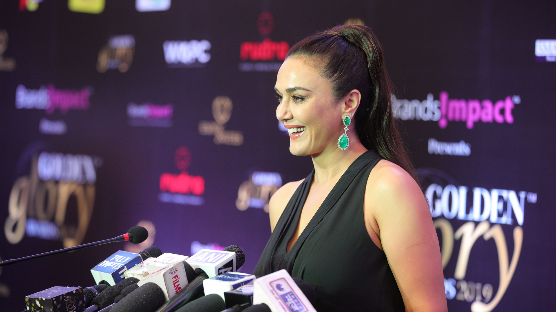 Preity Zinta as cheif Guest in Golden Glory Awards 2019