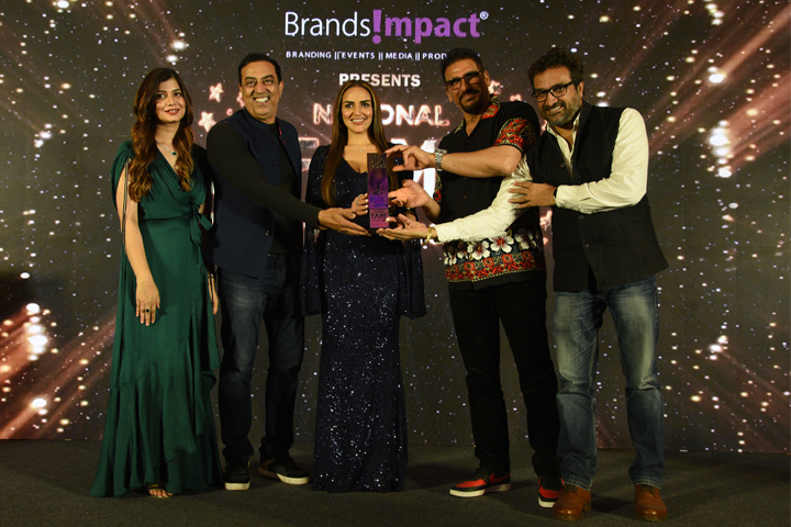 Brands Impact, National Fame Awards, NFA, Esha Deol, Award